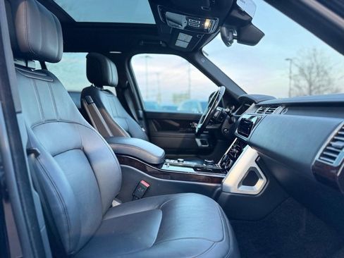 Used 2022 Land Rover Range Rover Westminster Edition image 22