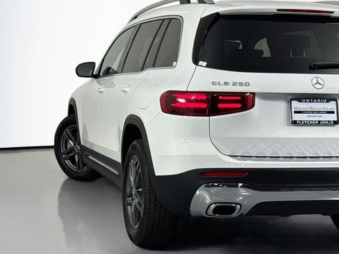 New 2026 Mercedes-Benz GLB 250 image 14