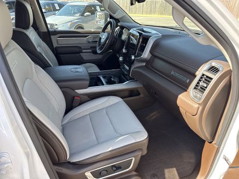 Used 2025 RAM 1500 Laramie image 35