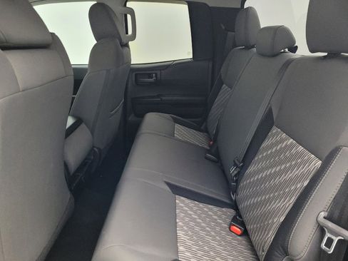 Used 2018 Toyota Tundra SR image 18