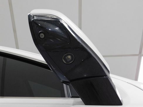 Used 2023 GMC Yukon Denali image 11