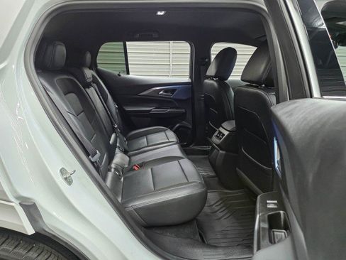 Used 2024 Chevrolet Equinox EV LT FWD image 17