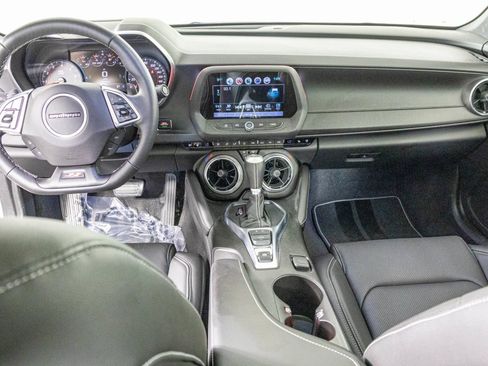 Used 2016 Chevrolet Camaro SS RWD image 30