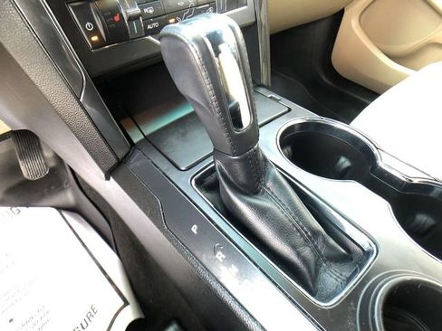 Used 2016 Ford Explorer XLT w/ Equipment Group 201A image 20