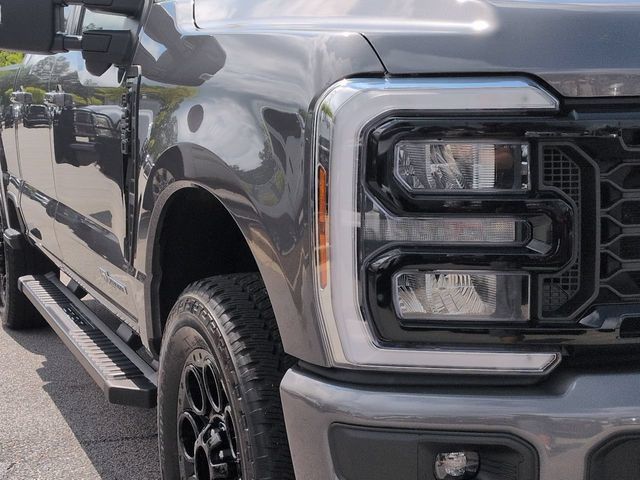Used 2025 Ford F250 Lariat w/ Lariat Ultimate Package AWD/4WD image 9