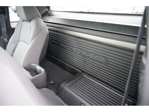 Used 2024 Toyota Tacoma SR image 25