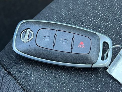 New 2026 Nissan Kicks S image 25