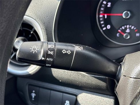 Used 2024 Kia Forte LXS image 26