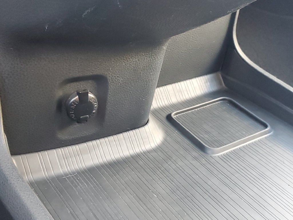 Used 2022 Toyota Sienna Platinum AWD/4WD image 20
