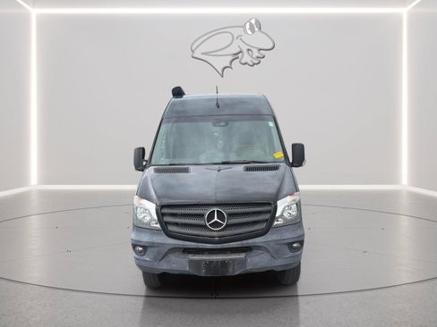 Used 2016 Mercedes-Benz Sprinter 3500 image 8