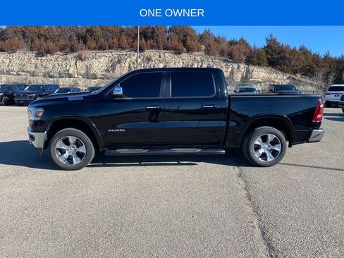 Used 2022 RAM 1500 Laramie AWD/4WD image 3