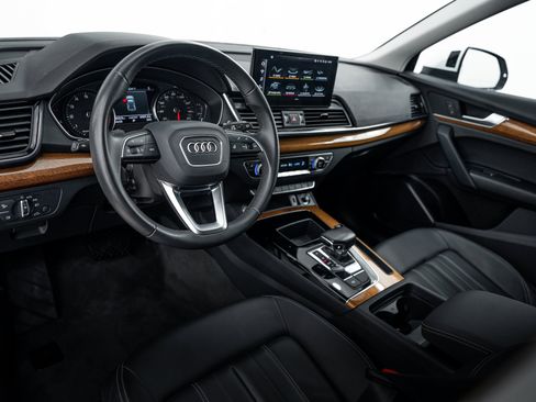 Certified 2023 Audi Q5 2.0T Premium w/ Convenience Package AWD/4WD image 10
