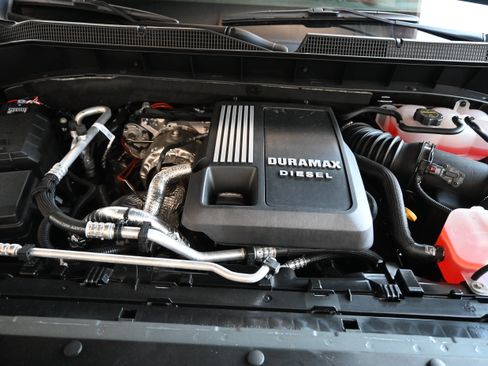 Used 2026 Chevrolet Silverado 1500 RST AWD/4WD image 34