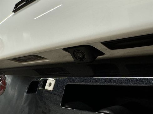 Used 2016 Chevrolet Corvette Z06 image 12