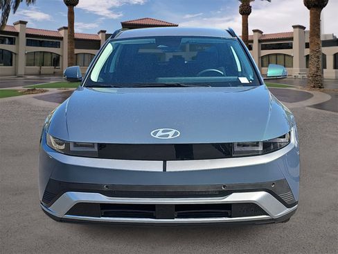 Used 2025 Hyundai Ioniq 5 SEL image 3