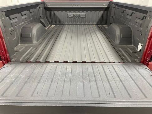 Used 2020 GMC Sierra 1500 Elevation image 24