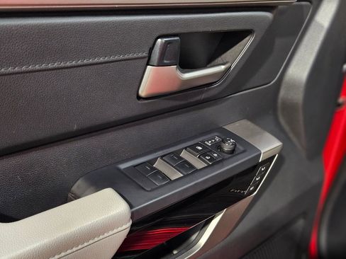 Used 2024 Toyota Tundra Limited image 21