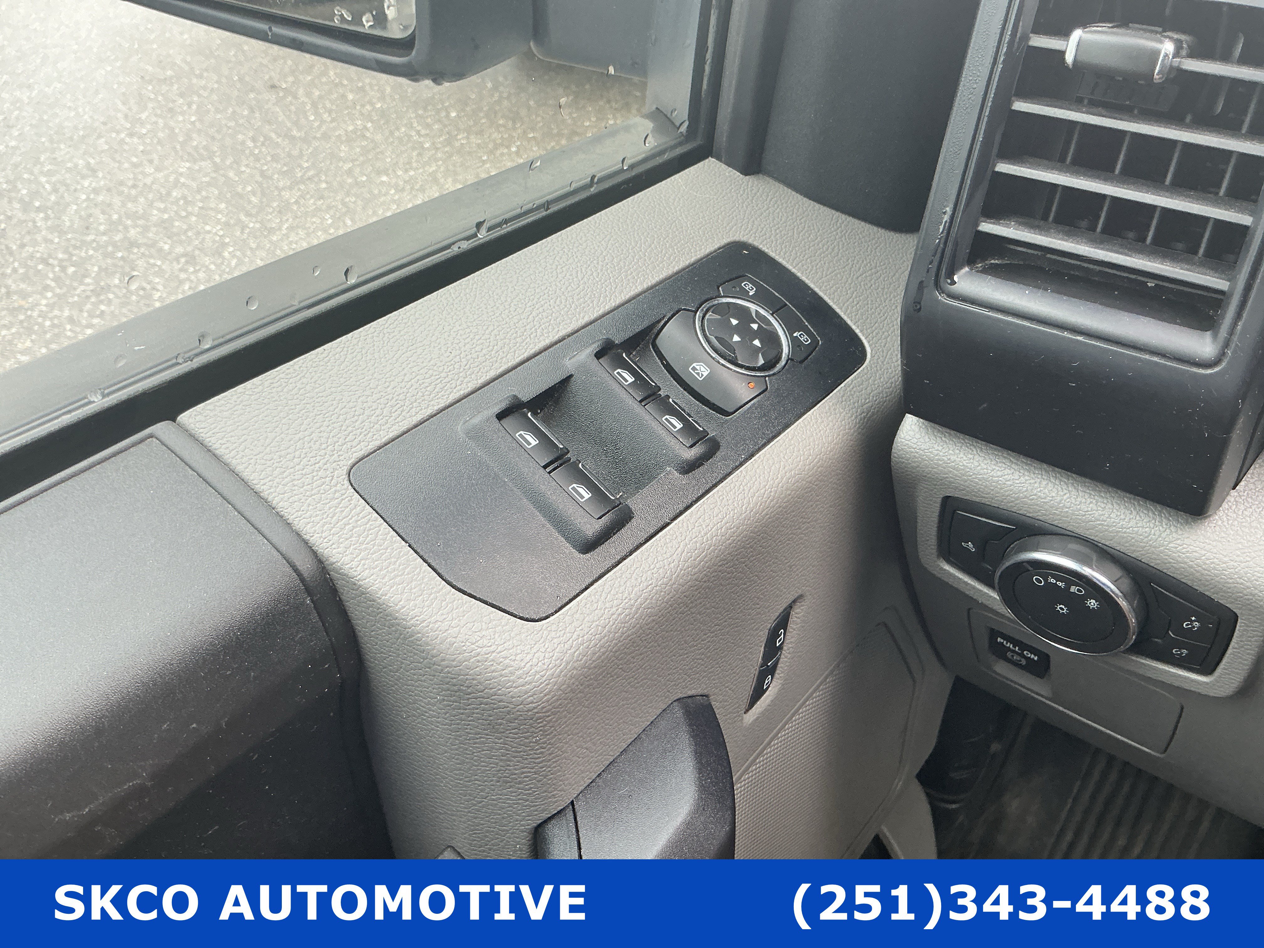 Used 2018 Ford F150 XL w/ Equipment Group 101A Mid RWD image 22