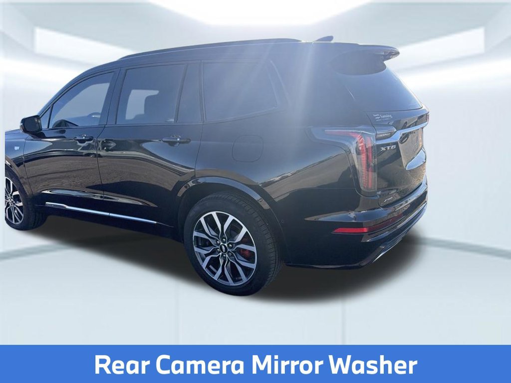 Used 2022 Cadillac XT6 Sport w/ Technology Package AWD/4WD image 15