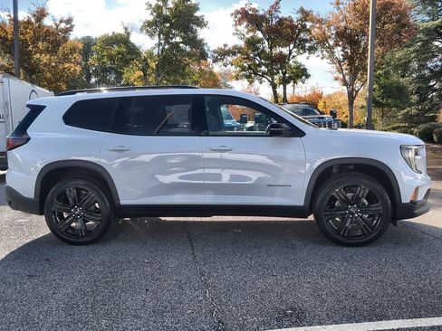 New 2026 GMC Acadia Elevation w/ Black Edition image 9