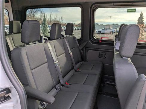 Used 2024 Mercedes-Benz Sprinter 2500 image 17