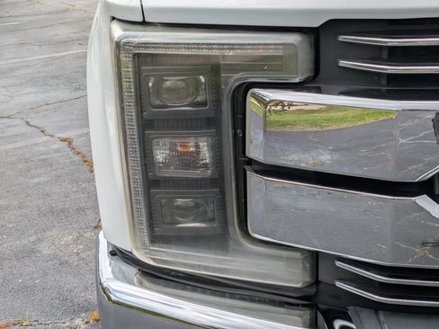 Used 2019 Ford F250 Lariat w/ Chrome Package RWD image 10