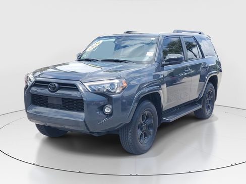 Used 2024 Toyota 4Runner SR5 image 3