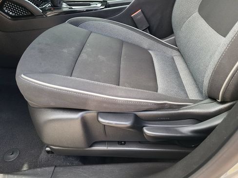 Used 2024 Chevrolet TrailBlazer LT FWD image 19