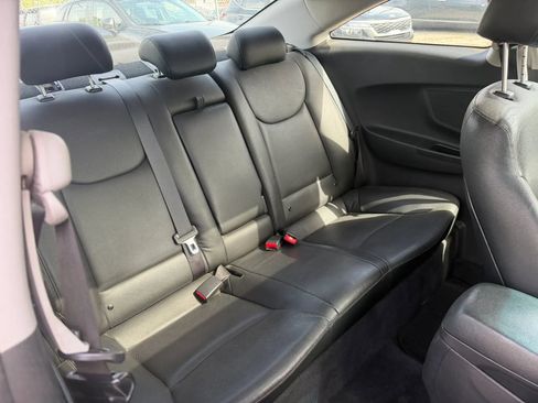 Used 2014 Hyundai Elantra w/ Option Group 2 FWD image 30