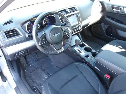 Used 2019 Subaru Legacy 2.5i Premium image 9