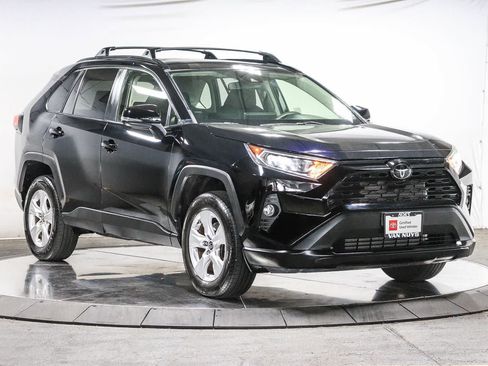 Certified 2019 Toyota RAV4 XLE w/ All Weather Liner Package AWD/4WD image 6