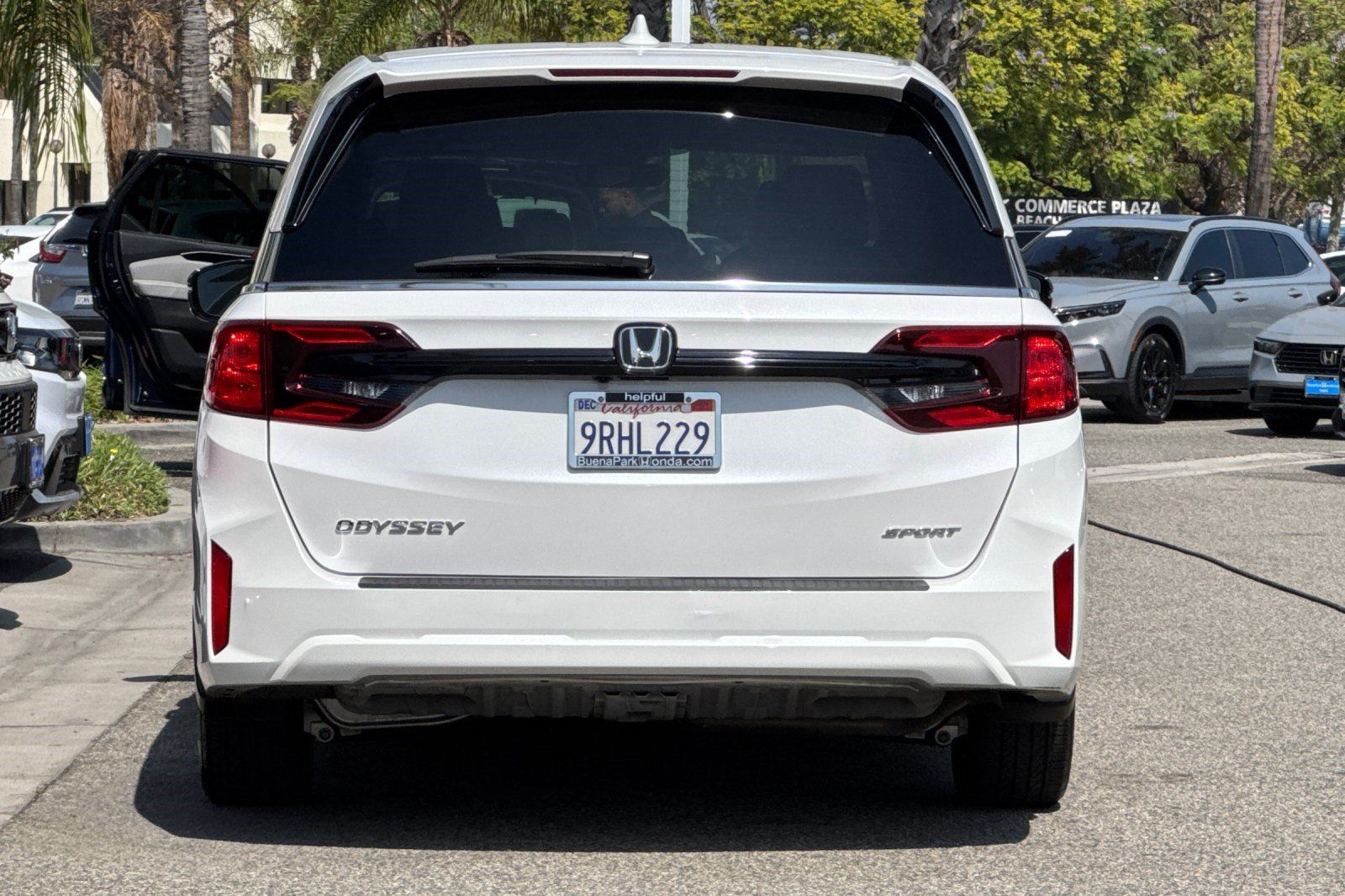 Used 2025 Honda Odyssey Sport-L image 9