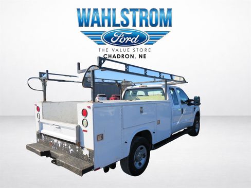 Used 2009 Ford F350 4x4 SuperCab Super Duty image 5