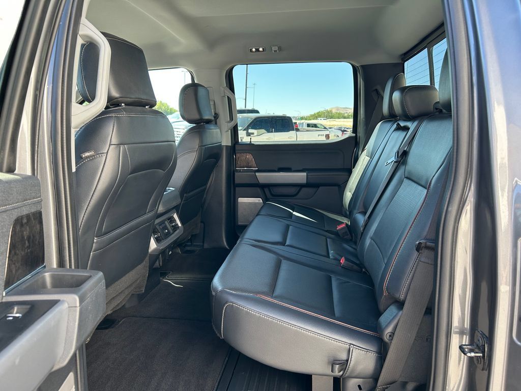 Used 2024 Ford F250 Lariat AWD/4WD image 9