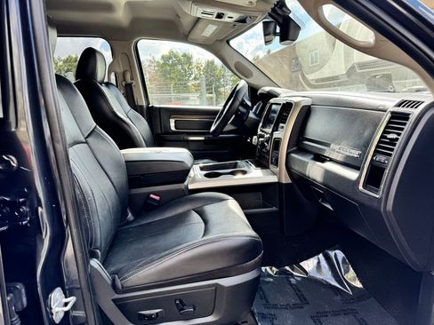 Used 2018 RAM 1500 Laramie w/ Convenience Group image 13