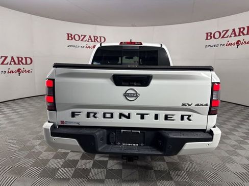 Used 2024 Nissan Frontier SV w/ SV Convenience Package image 7
