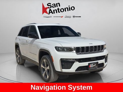 New 2026 Jeep Grand Cherokee Limited w/ Luxury Tech Group II RWD image 2