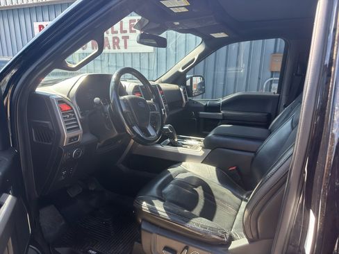 Used 2019 Ford F150 Platinum w/ Equipment Group 701A Luxury AWD/4WD image 25