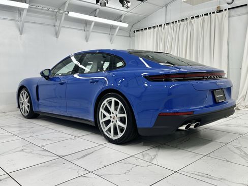 New 2025 Porsche Panamera 4 image 14
