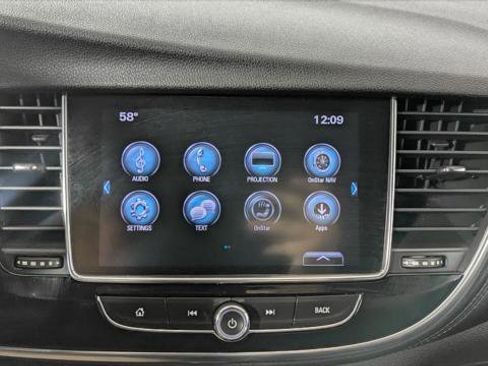 Used 2018 Buick Encore Preferred image 29