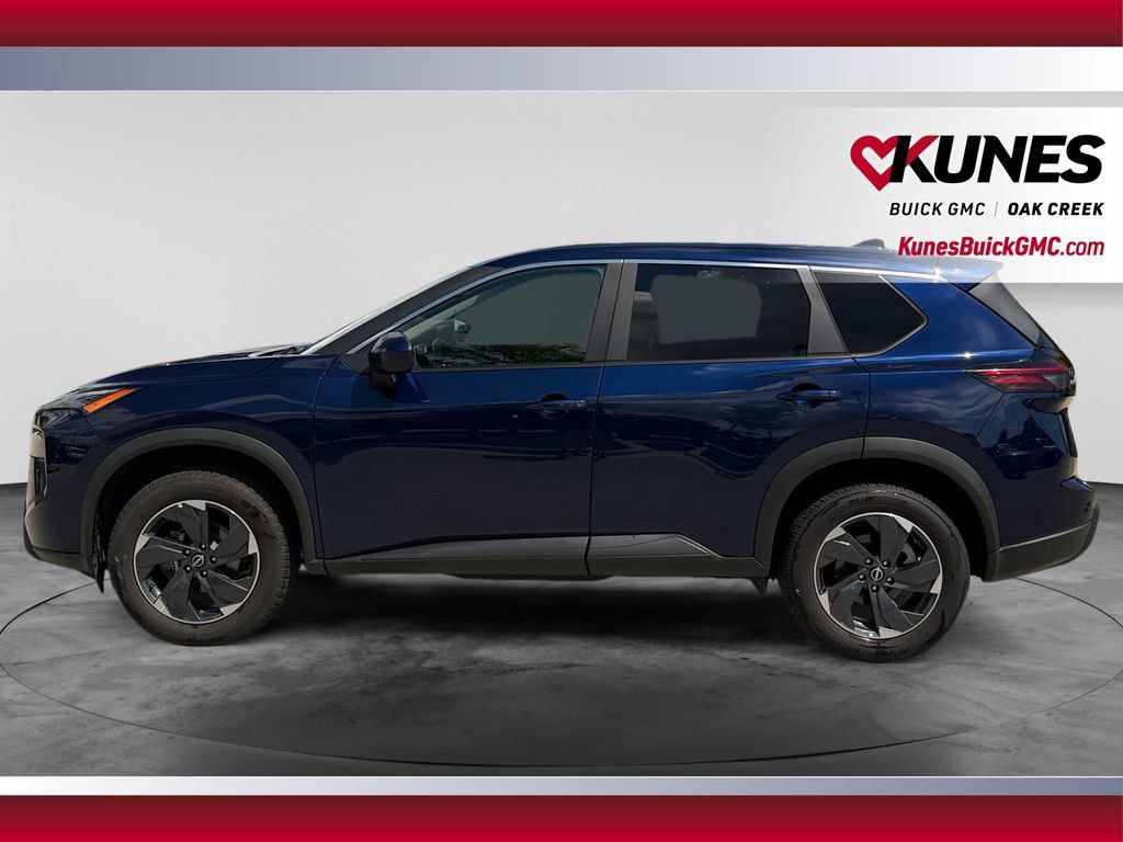 Used 2025 Nissan Rogue SV AWD/4WD image 6
