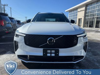 New 2026 Volvo XC90 T8 Ultra w/ Lounge Package