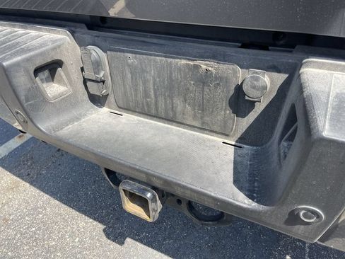 Used 2025 Ford F350 4x4 Regular Cab Super Duty image 9