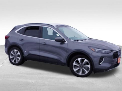 Certified 2023 Ford Escape Platinum image 4