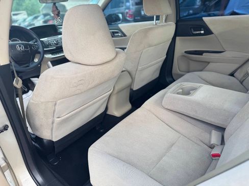 Used 2013 Honda Accord LX image 20