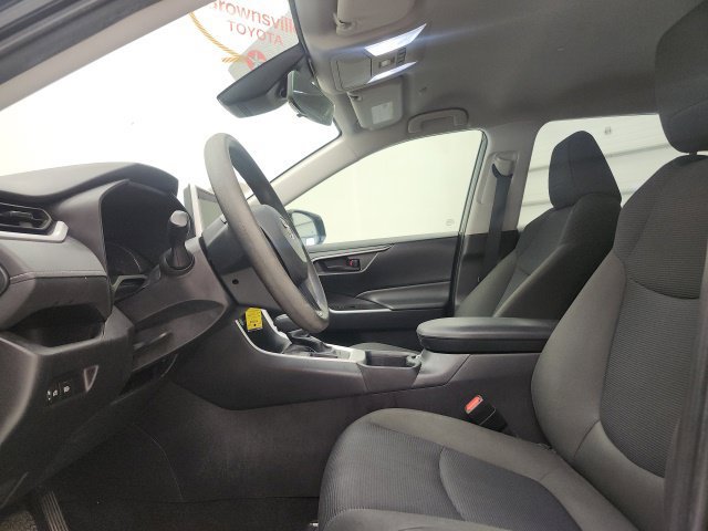 Used 2025 Toyota RAV4 LE FWD image 14