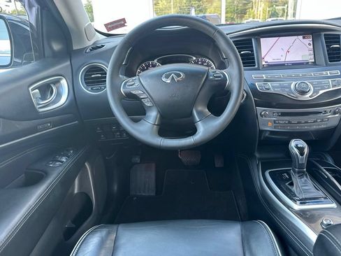 Used 2020 Jeep Grand Cherokee Altitude AWD/4WD image 15