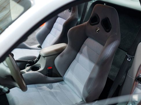 Used 2004 Ford Mustang GT image 34