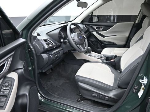 Used 2024 Subaru Forester Premium image 10