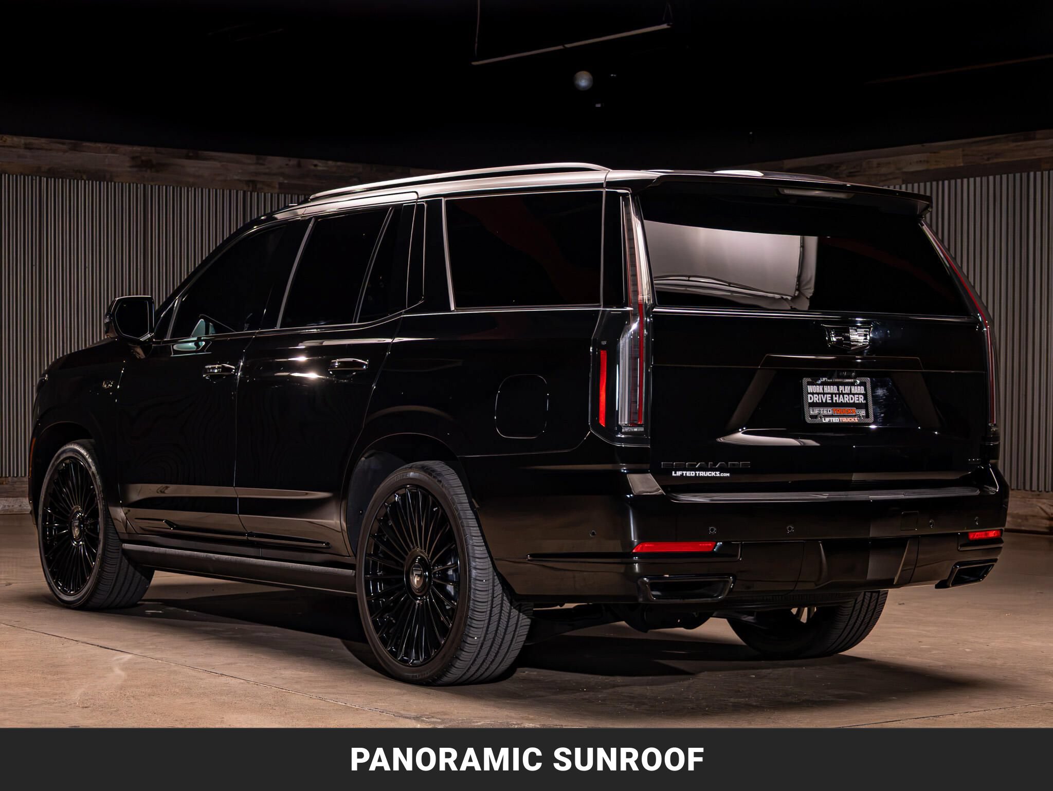 Used 2025 Cadillac Escalade Sport Platinum w/ LPO, Floor Liner Package AWD/4WD image 6